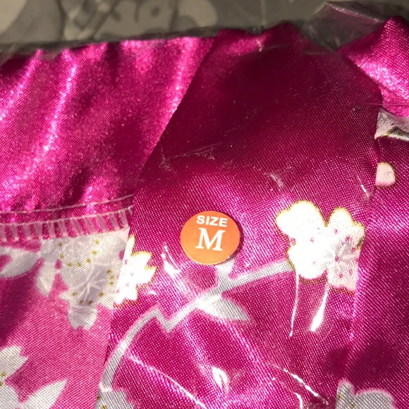 FAUX SILK ROBES - Picture 4 of 6